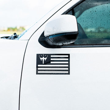 ALPHA FLAG MAGNET | BLACK